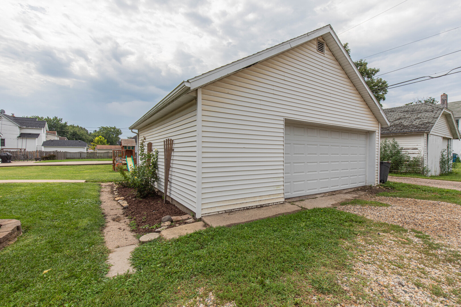 628 N Euclid Avenue Property Photo 20