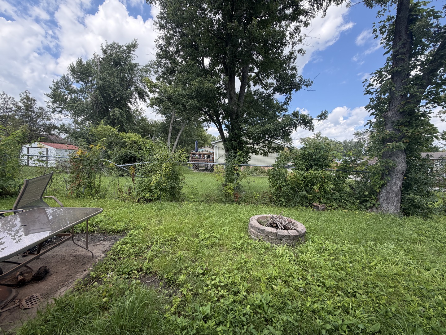 608 Ann Lane Property Photo 4