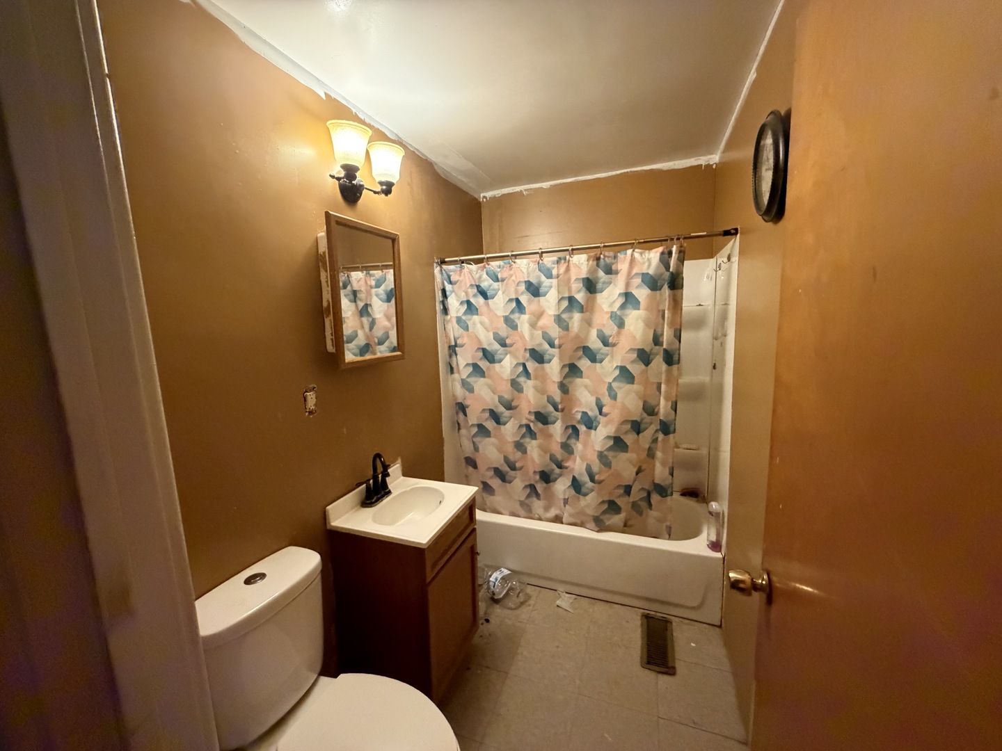 608 Ann Lane Property Photo 8