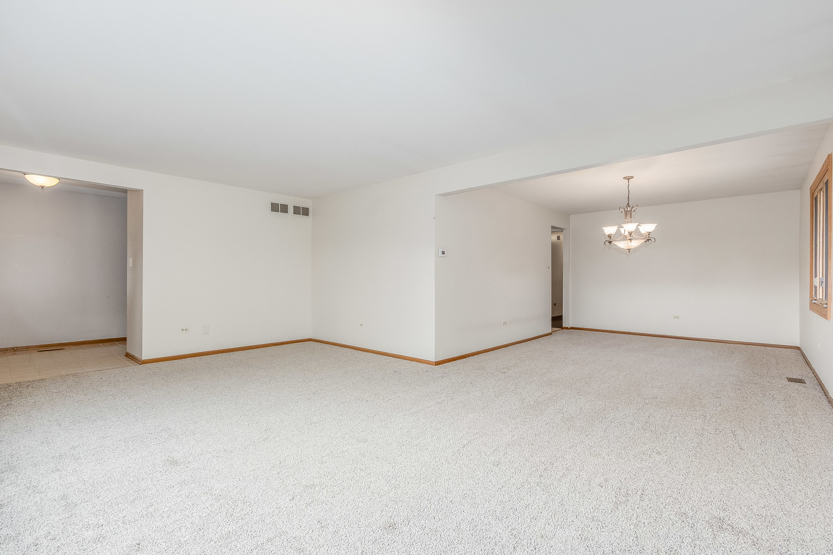 11687 Valley Brook Drive Property Photo 5