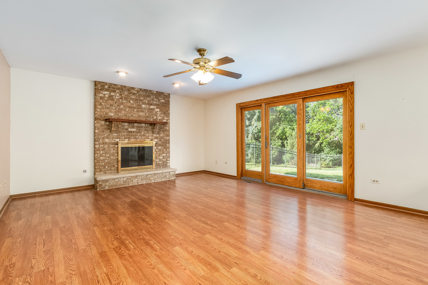 11687 Valley Brook Drive Property Photo 9