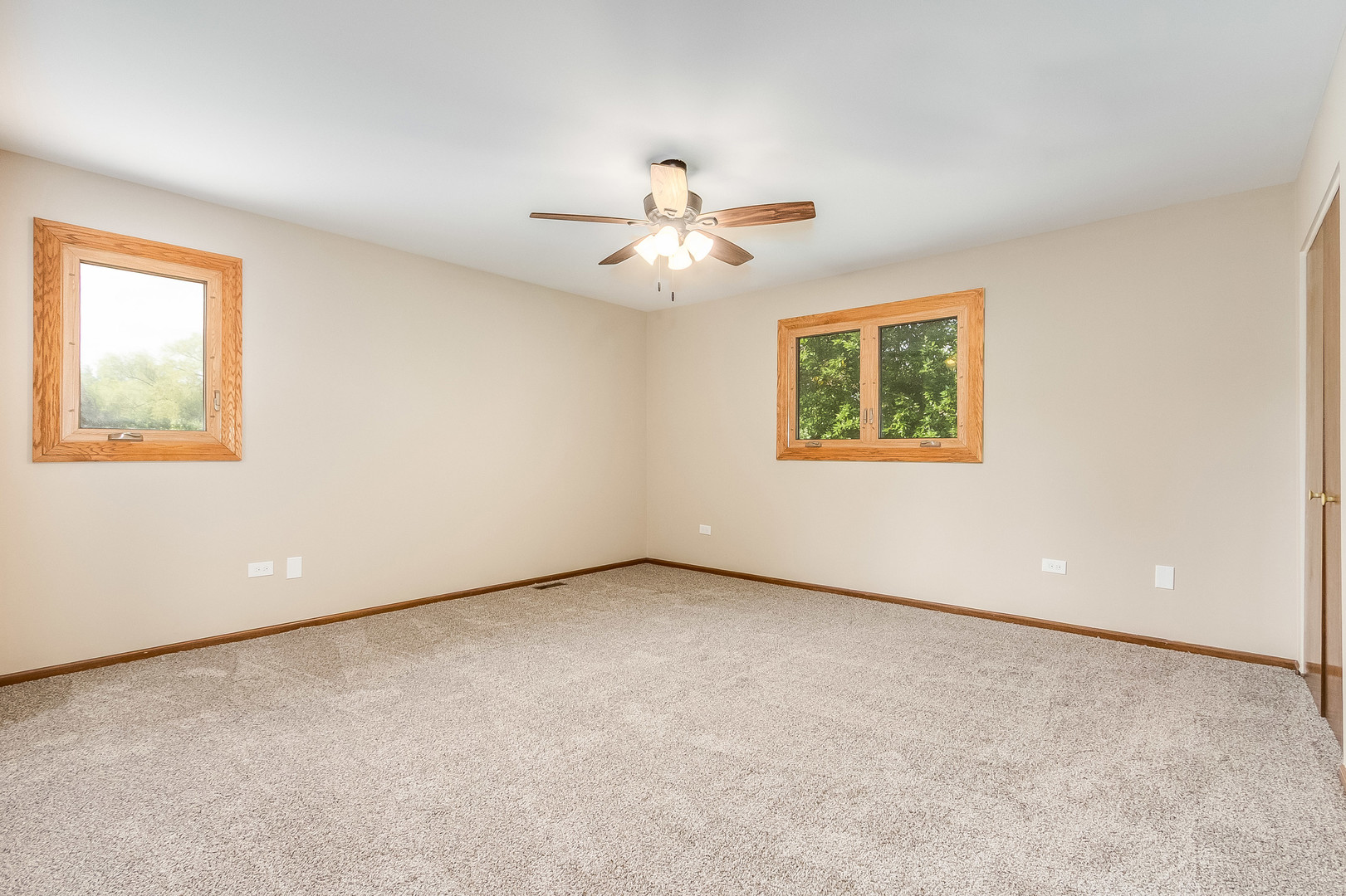 11687 Valley Brook Drive Property Photo 17