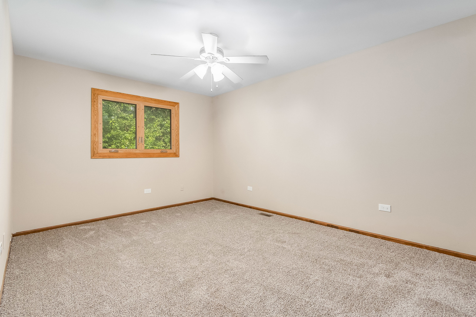 11687 Valley Brook Drive Property Photo 18