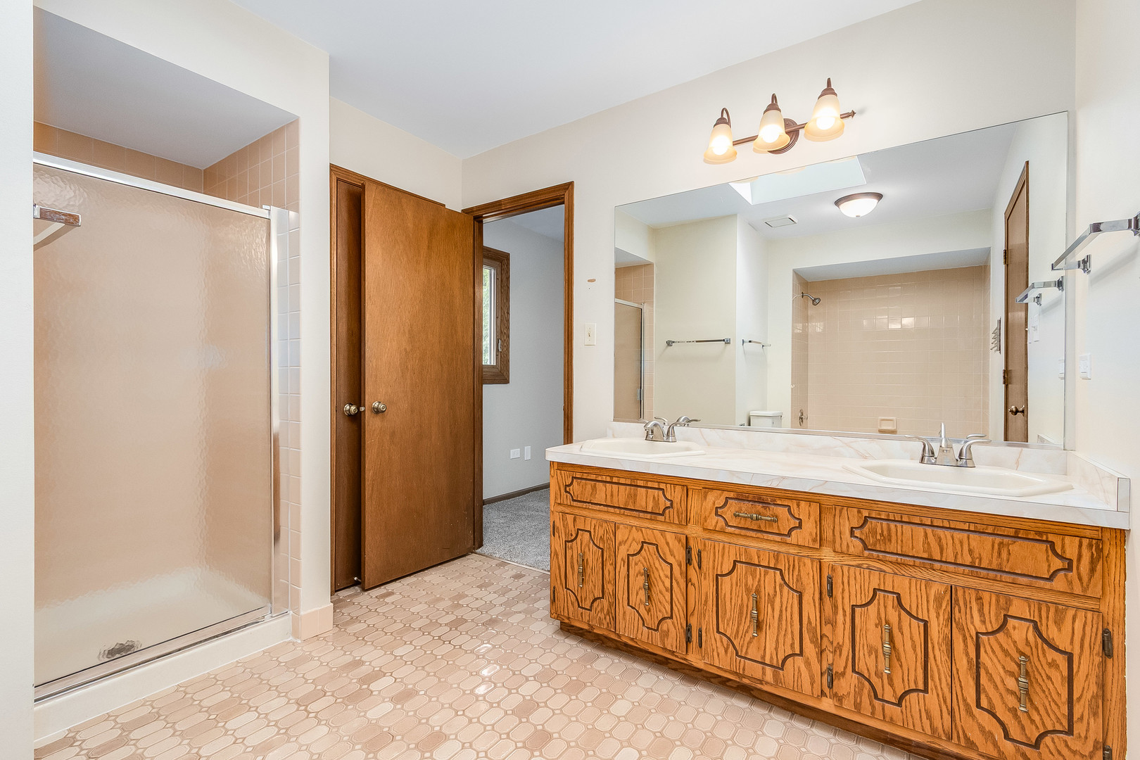 11687 Valley Brook Drive Property Photo 20