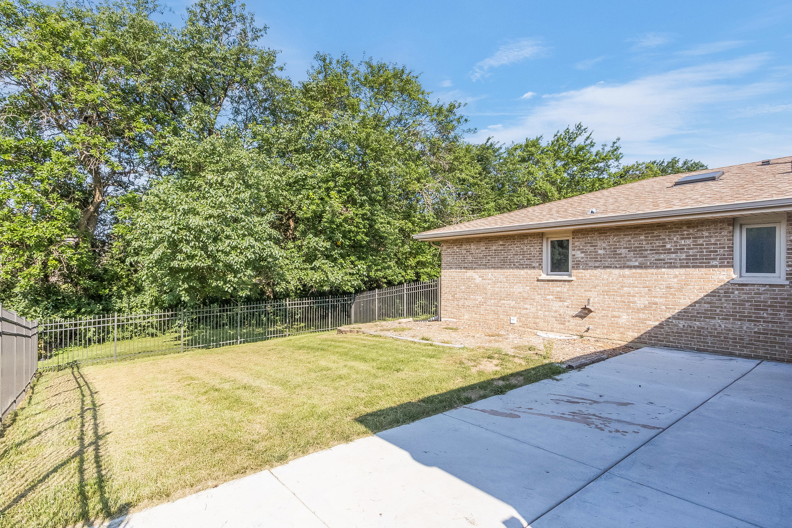 11687 Valley Brook Drive Property Photo 25
