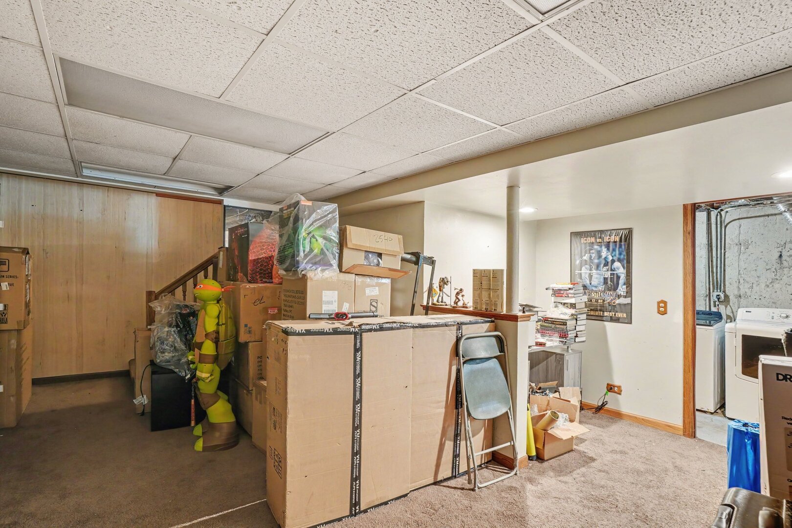 1055 Belle Plaine Avenue Property Photo 13