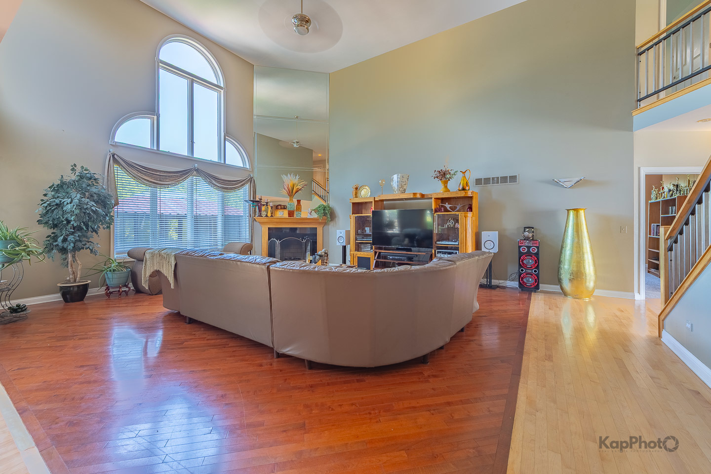 15120 Alpine Drive Property Photo 4