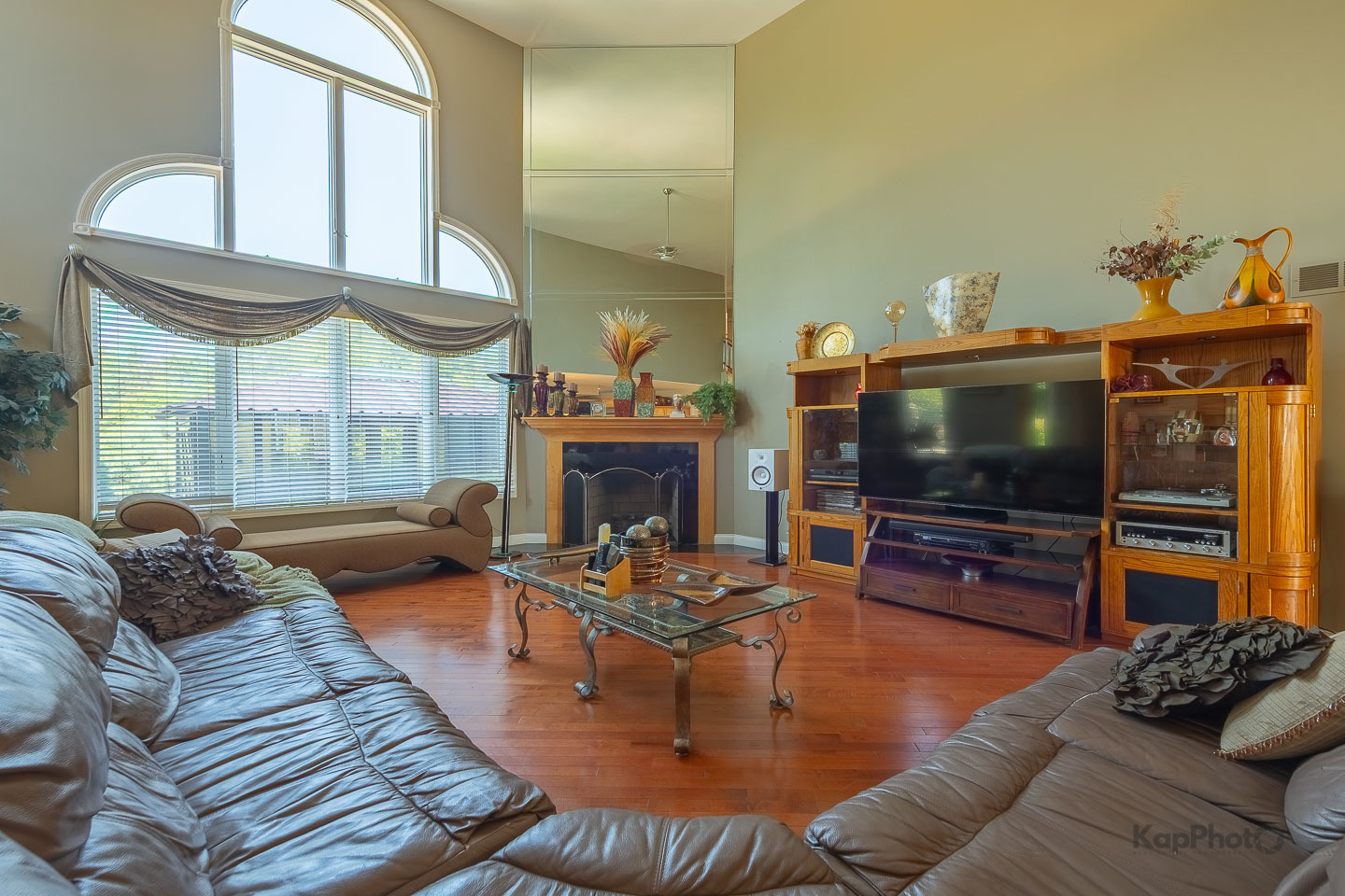 15120 Alpine Drive Property Photo 7