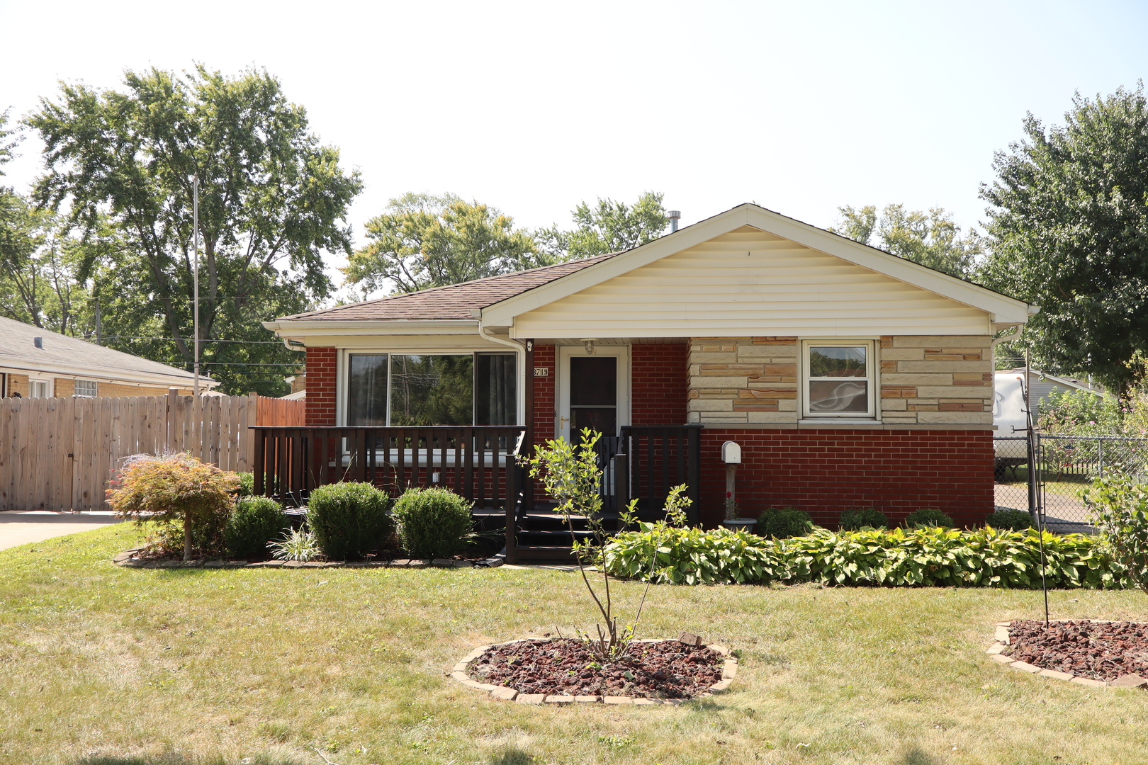 3719 153rd Street Property Photo 6