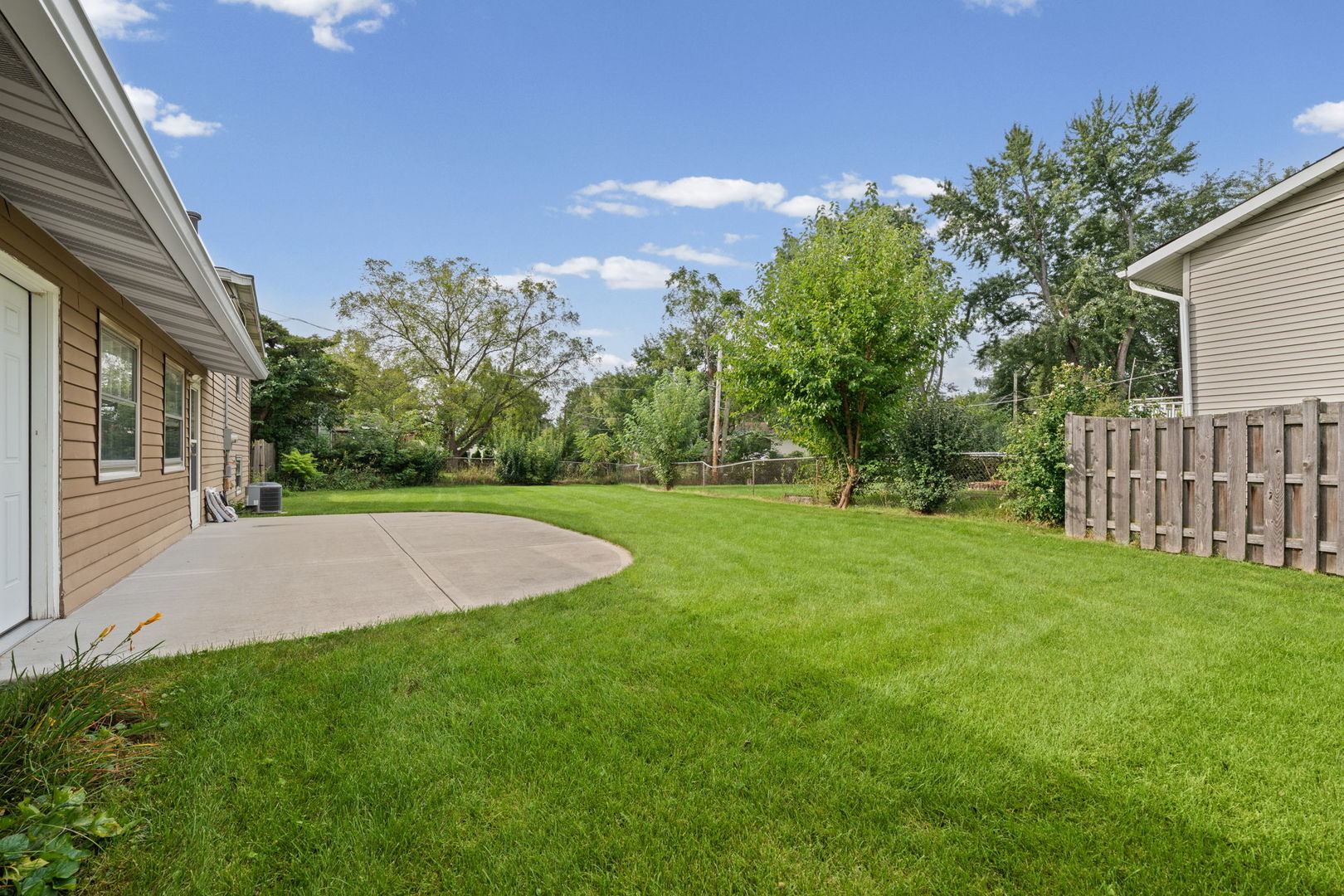 1024 Yorkshire Drive Property Photo 22