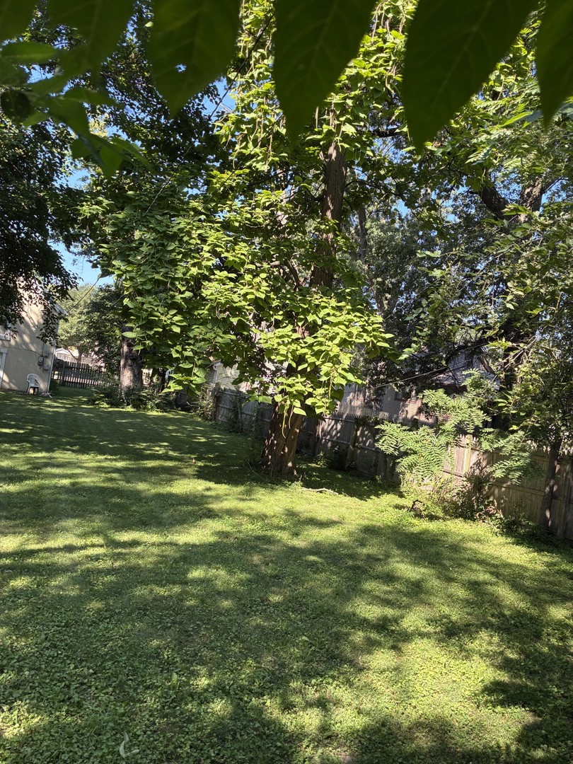 10137 S Beverly Avenue Property Photo 3