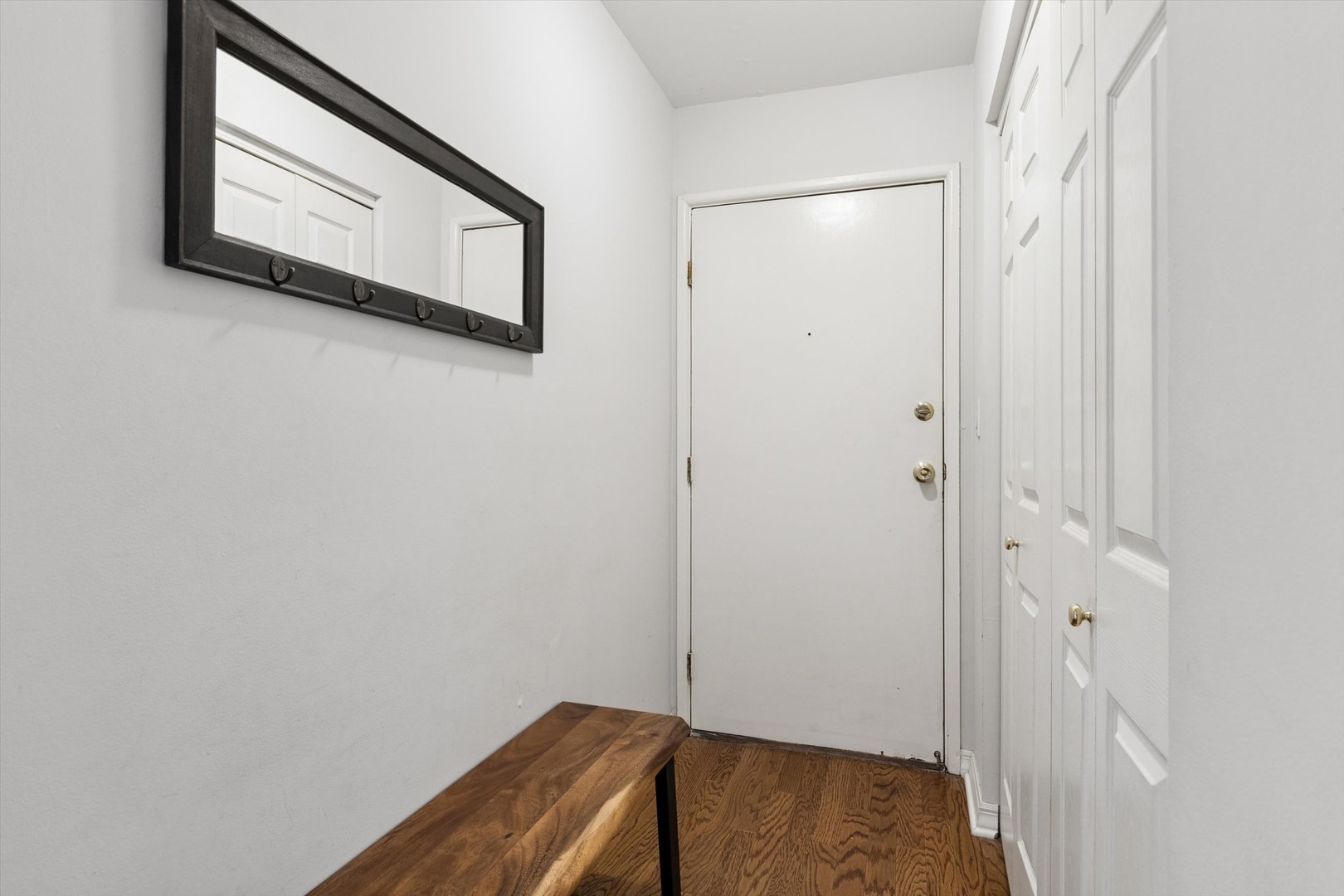 6670 S Brainard Avenue 409 Property Photo 2