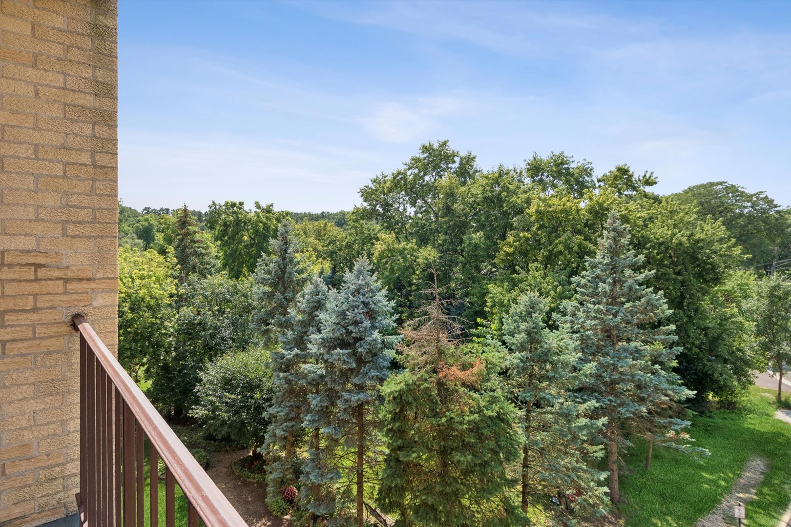 6670 S Brainard Avenue 409 Property Photo 15