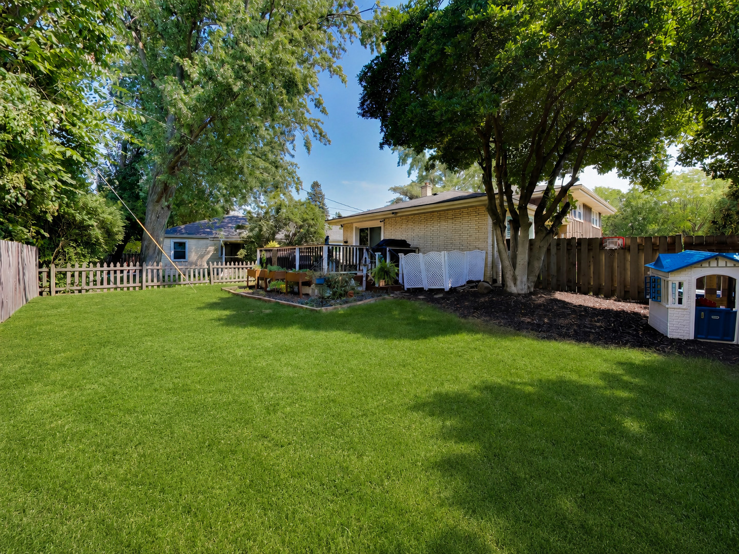 116 W Central Road Property Photo 33