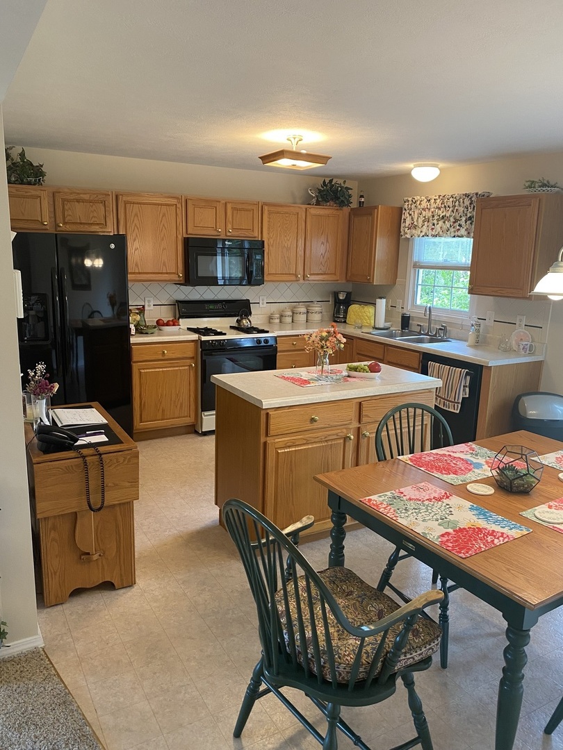 19 Crystal Court Property Photo 3