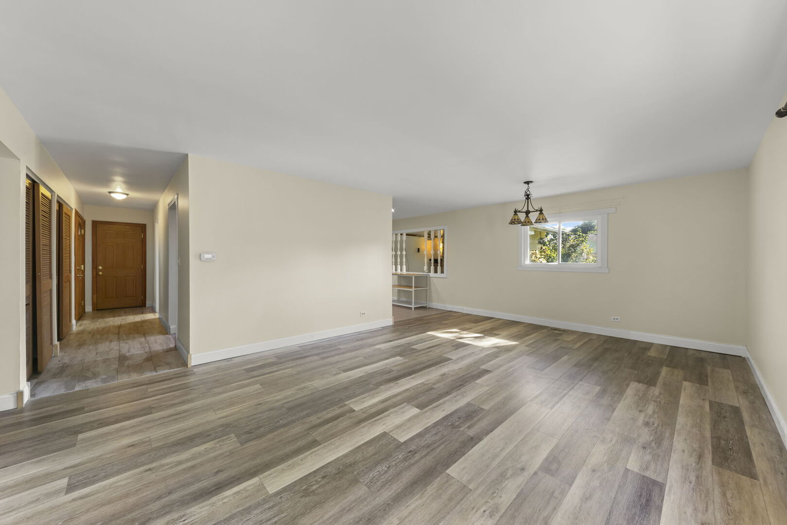 7101 Edgebrook Lane Property Photo 4