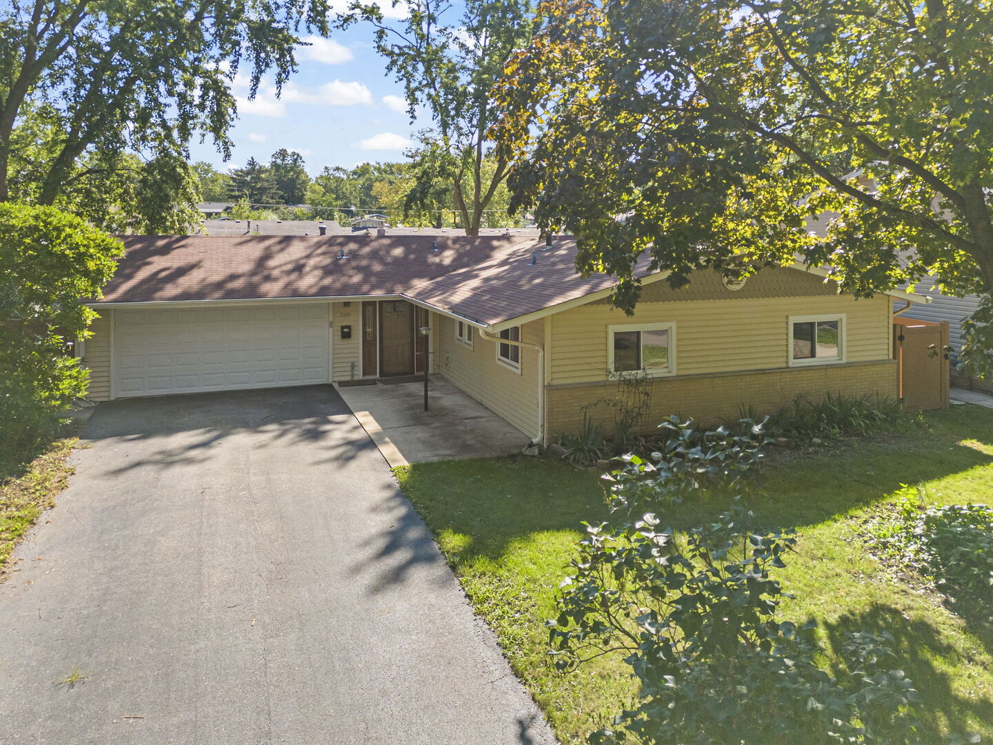 7101 Edgebrook Lane Property Photo 26