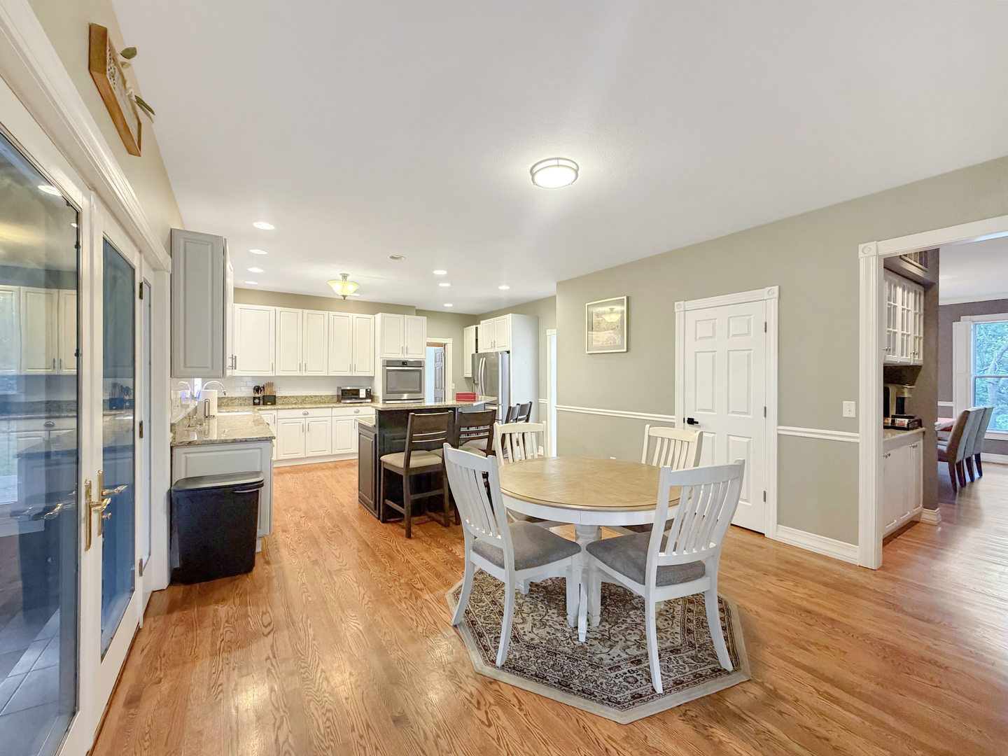 1677 Barberry Circle Property Photo 11