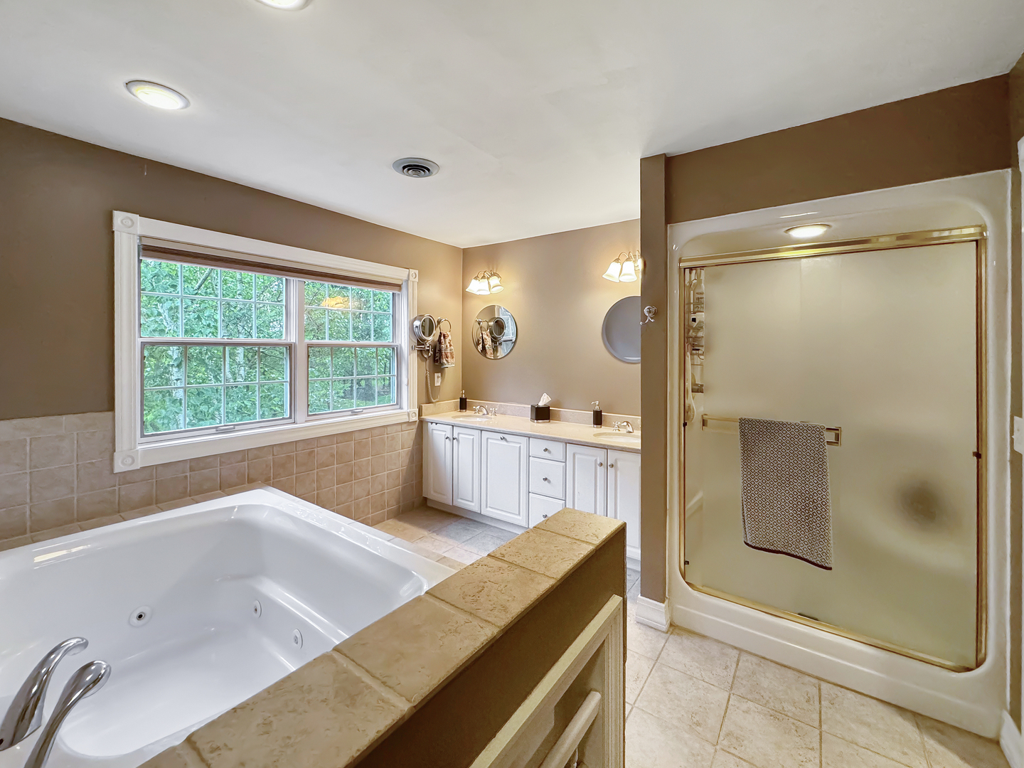 1677 Barberry Circle Property Photo 30