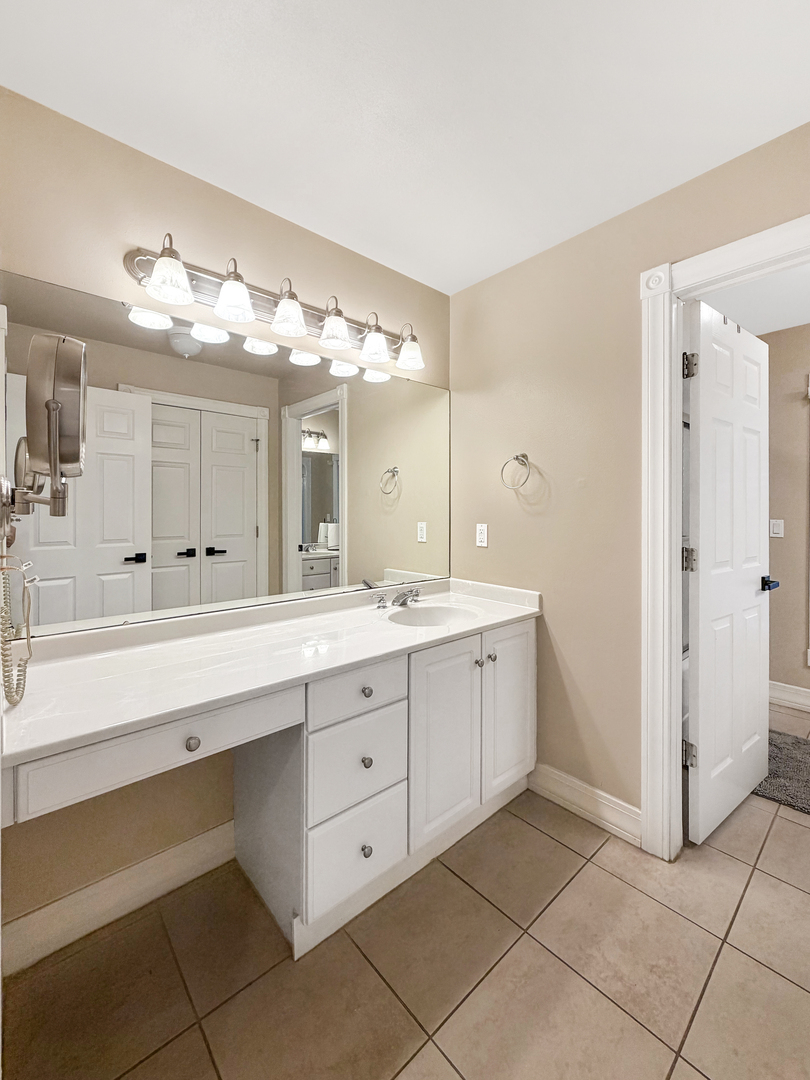1677 Barberry Circle Property Photo 32