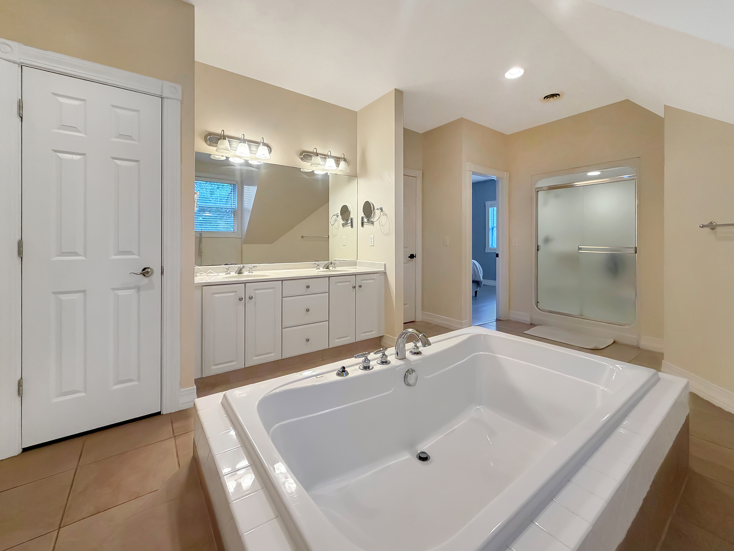 1677 Barberry Circle Property Photo 42