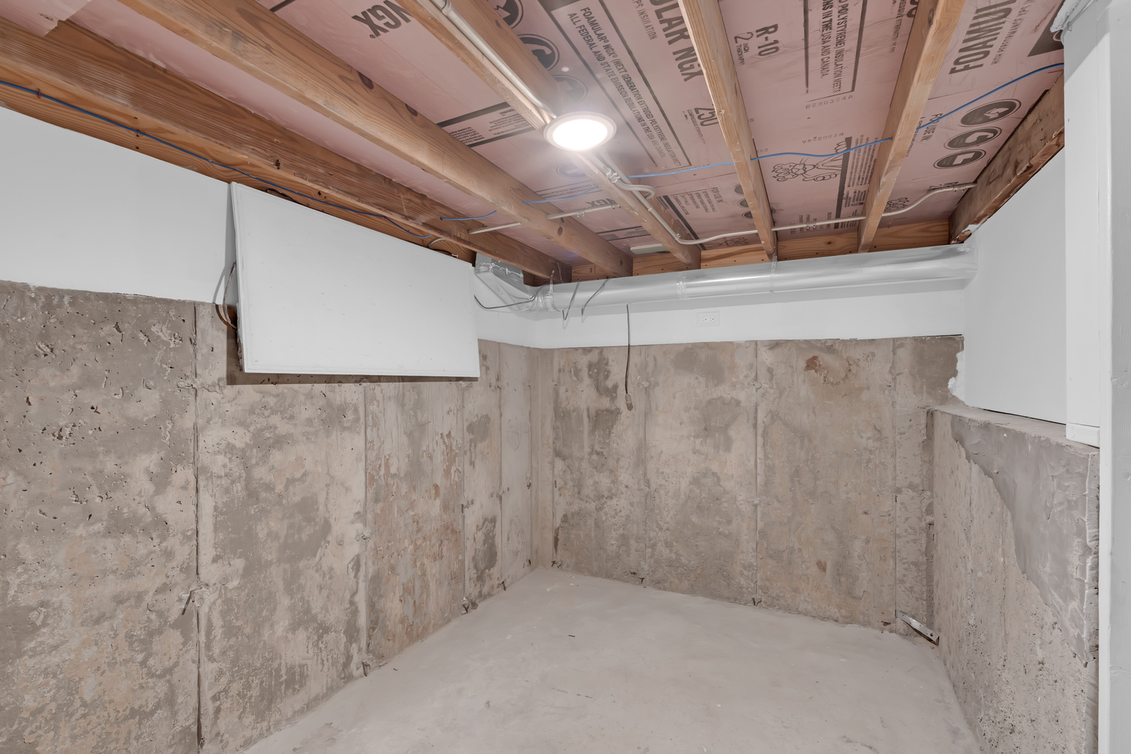 5505 N Nagle Avenue Property Photo 20