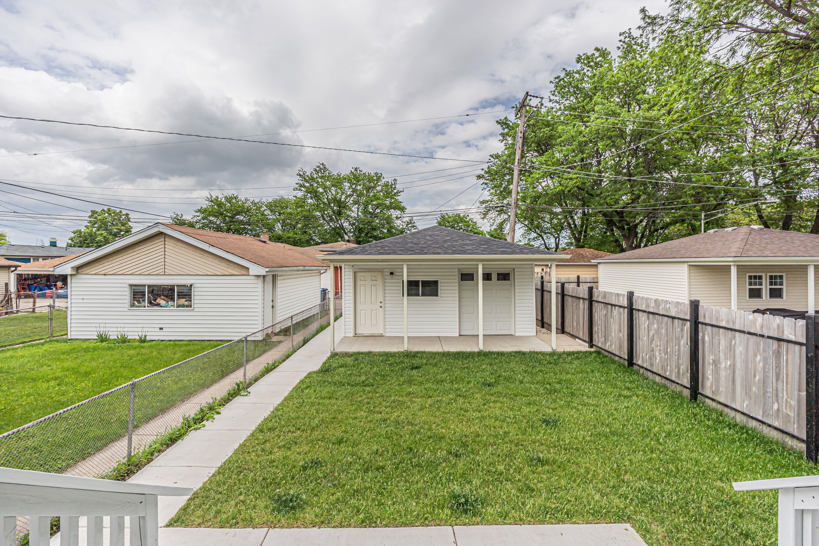 5505 N Nagle Avenue Property Photo 28