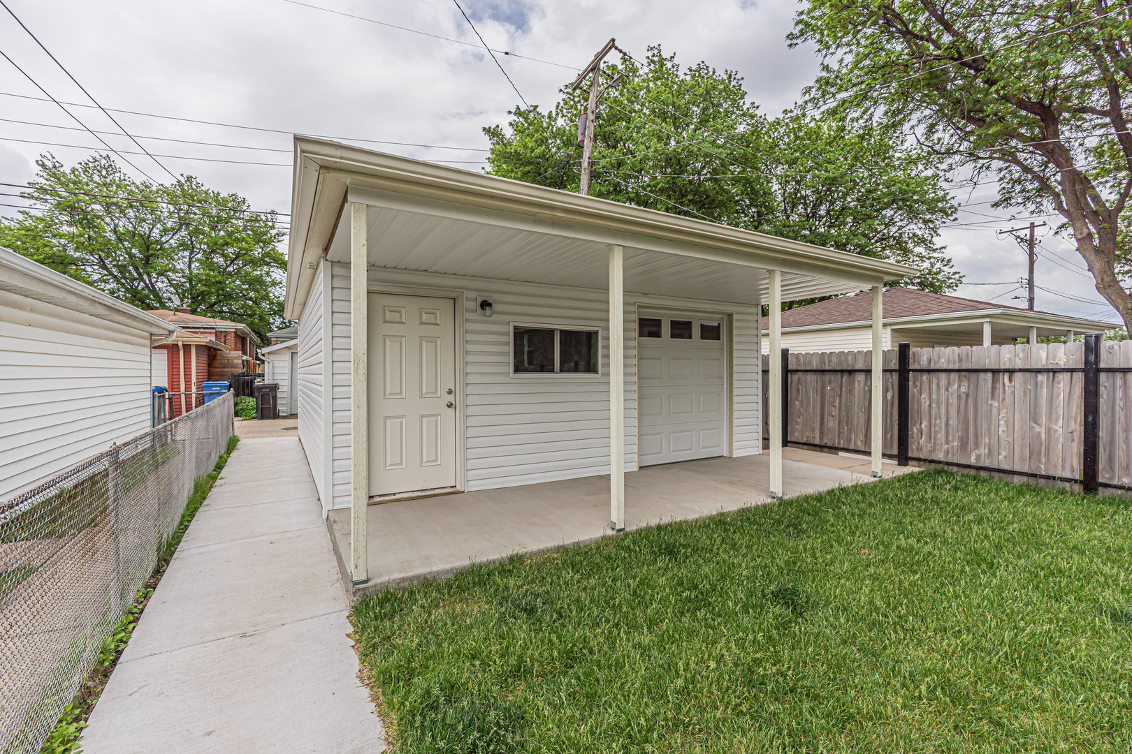 5505 N Nagle Avenue Property Photo 43