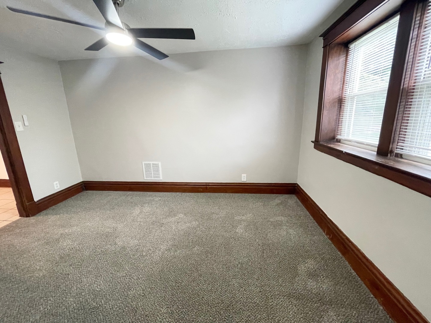 321 N Main Street 3 Property Photo 16