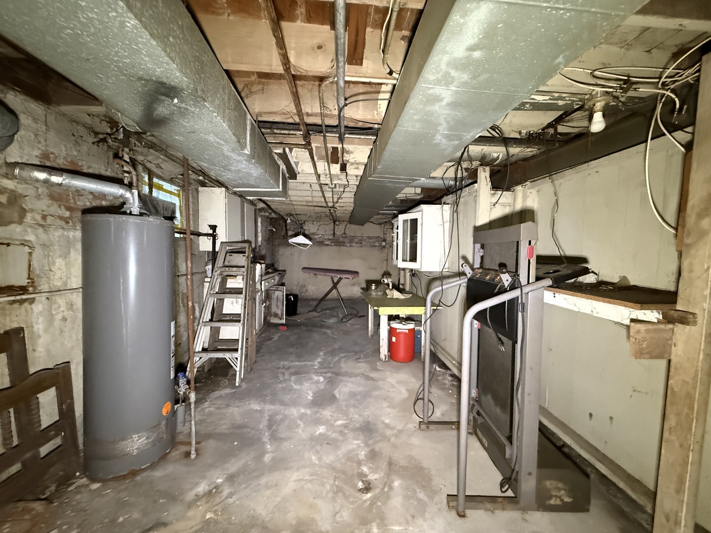 5643 S Newcastle Avenue Property Photo 16