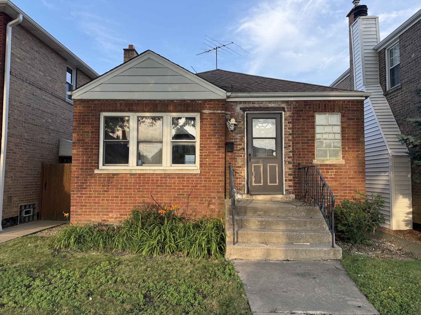 5643 S Newcastle Avenue Property Photo 26
