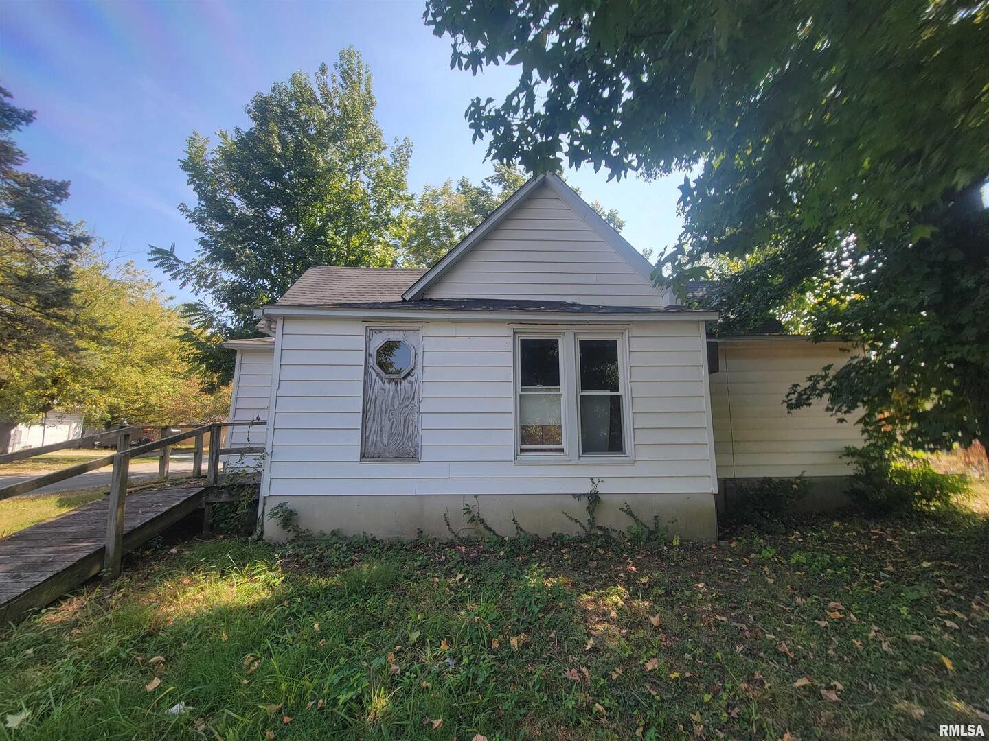 600 S 25th St Street Property Photo 1