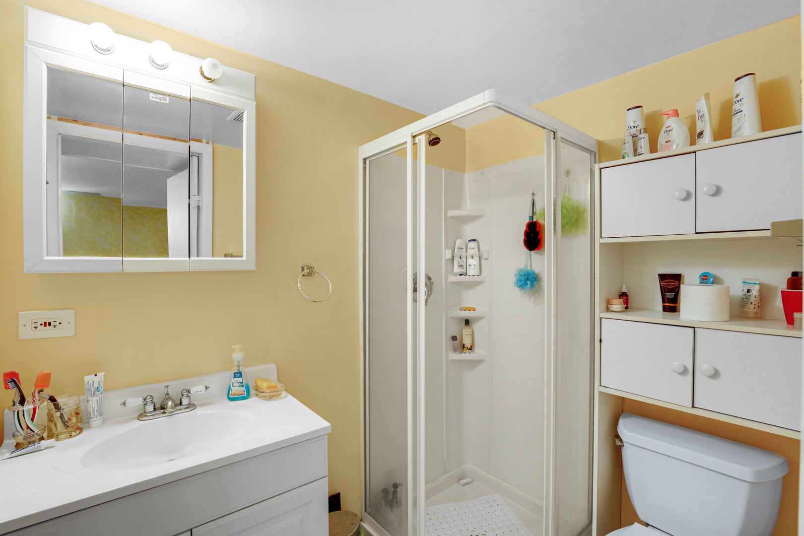 5253 Davis Street Property Photo 15