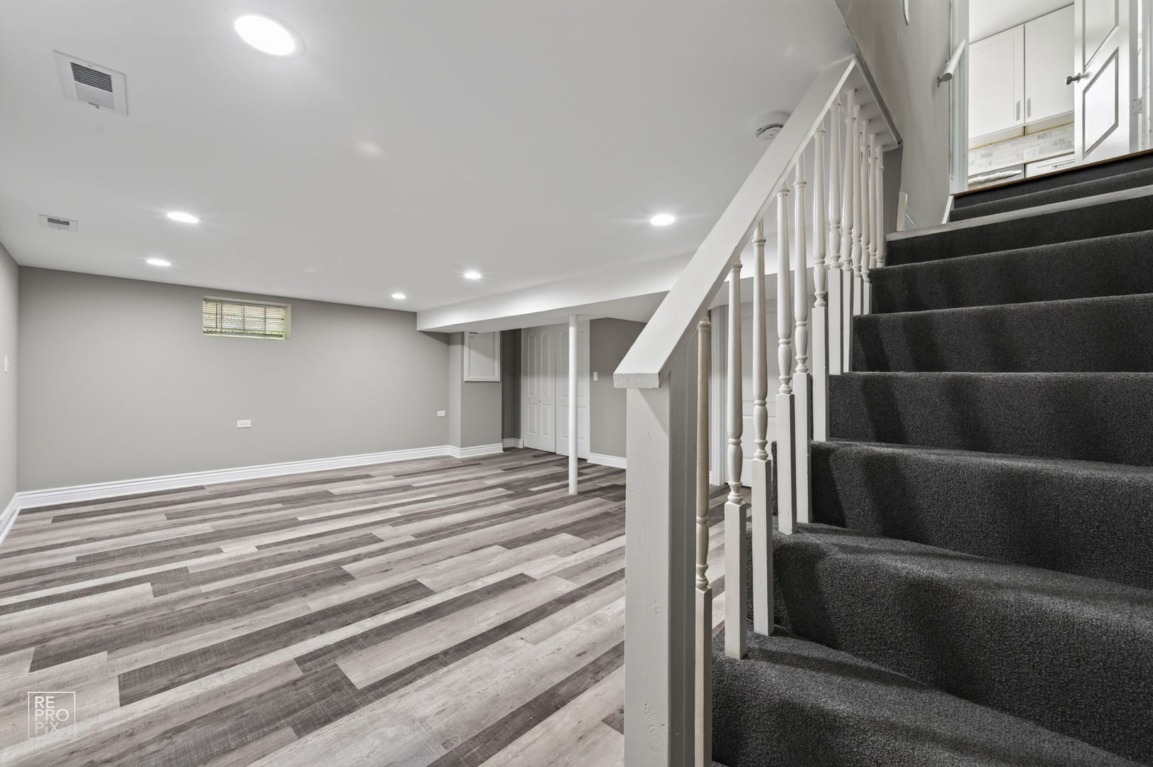 10639 S Forest Avenue Property Photo 15