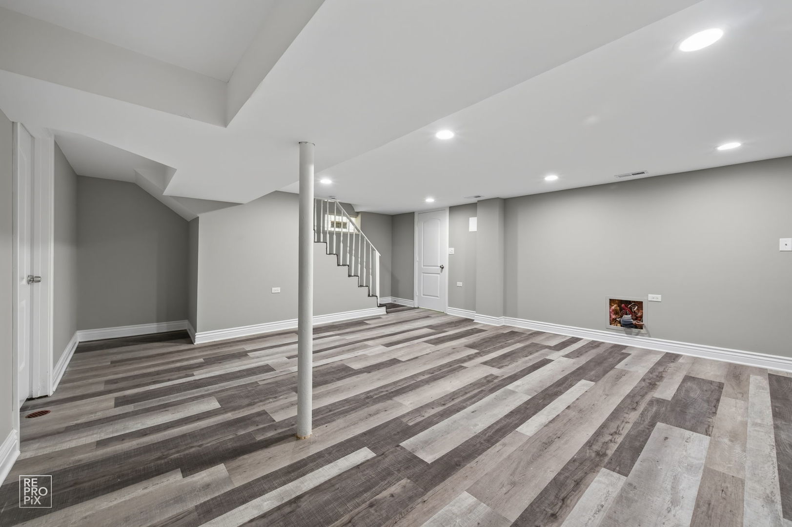10639 S Forest Avenue Property Photo 16