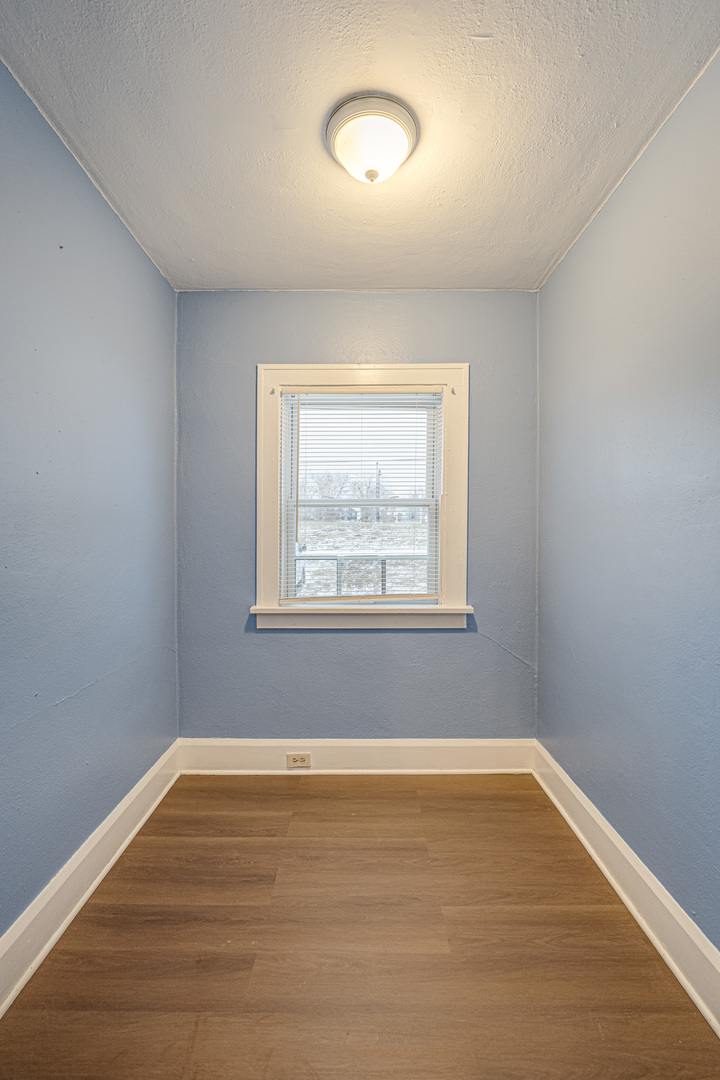 2403 Elm Street Property Photo 10