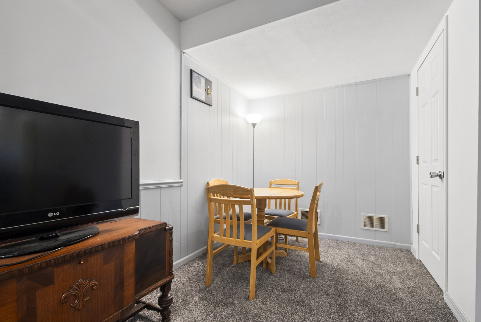 16044 Eagle Ridge Drive Property Photo 19