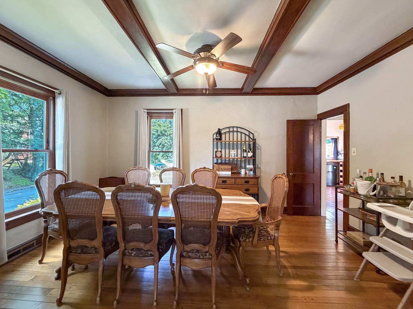 1426 W Lincoln Boulevard Property Photo 19