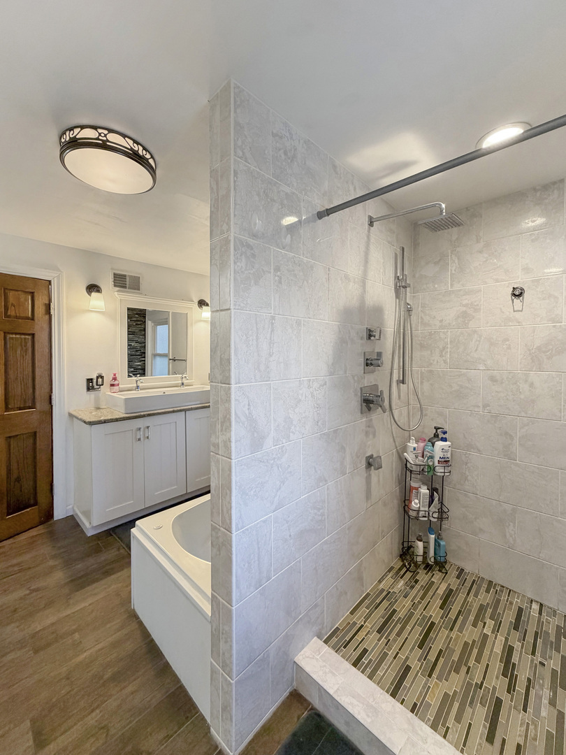 1426 W Lincoln Boulevard Property Photo 29