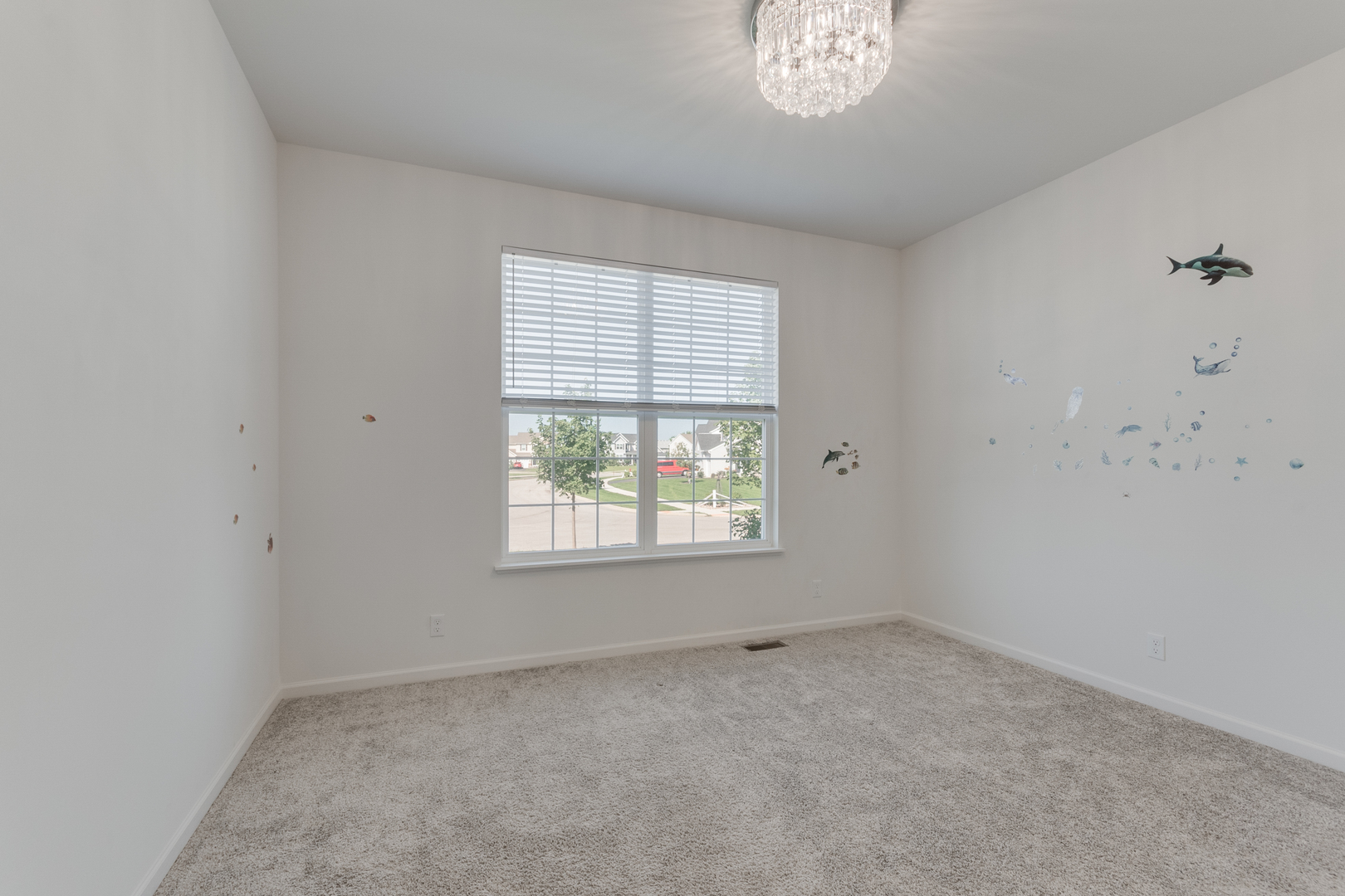 2164 Tremont Avenue Property Photo 11