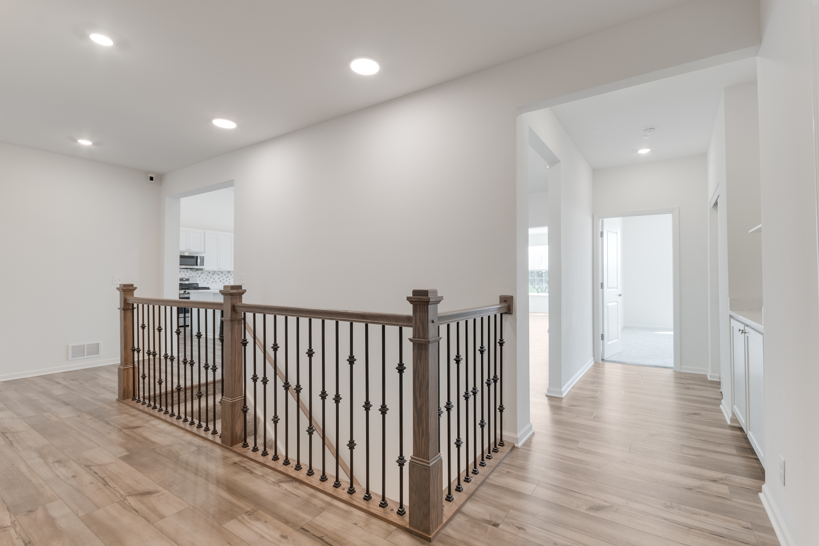 2164 Tremont Avenue Property Photo 14