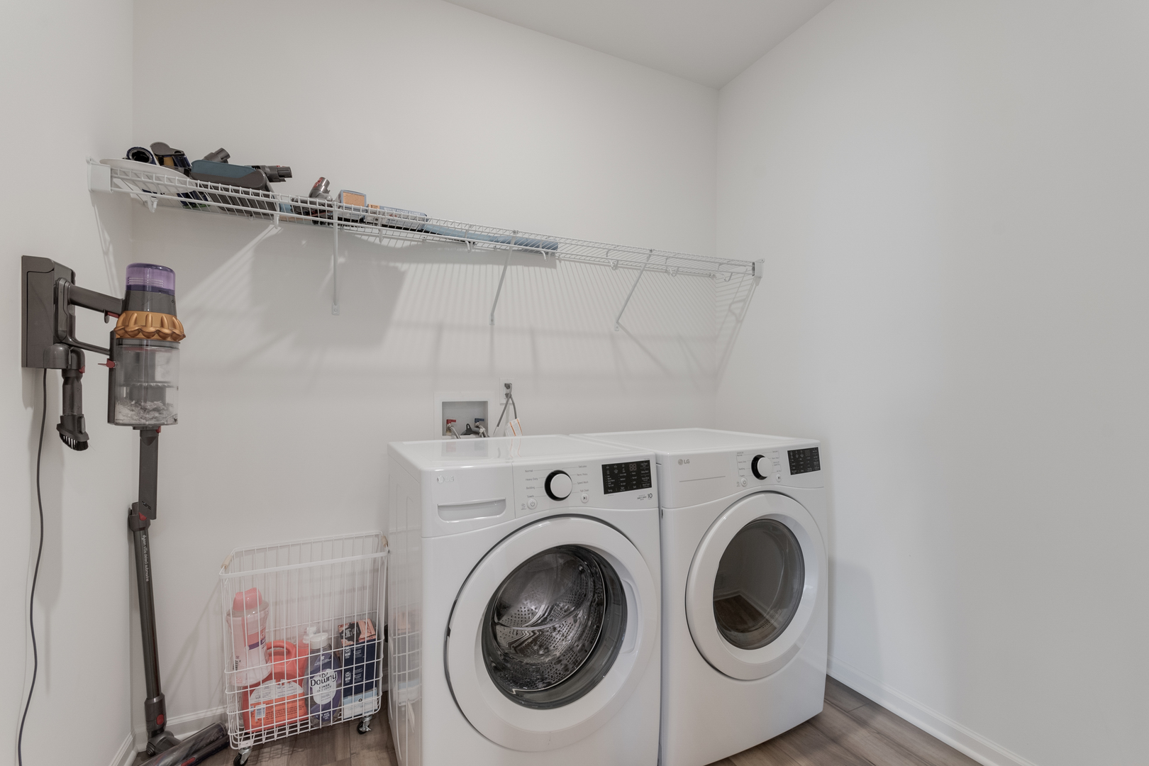 2164 Tremont Avenue Property Photo 18