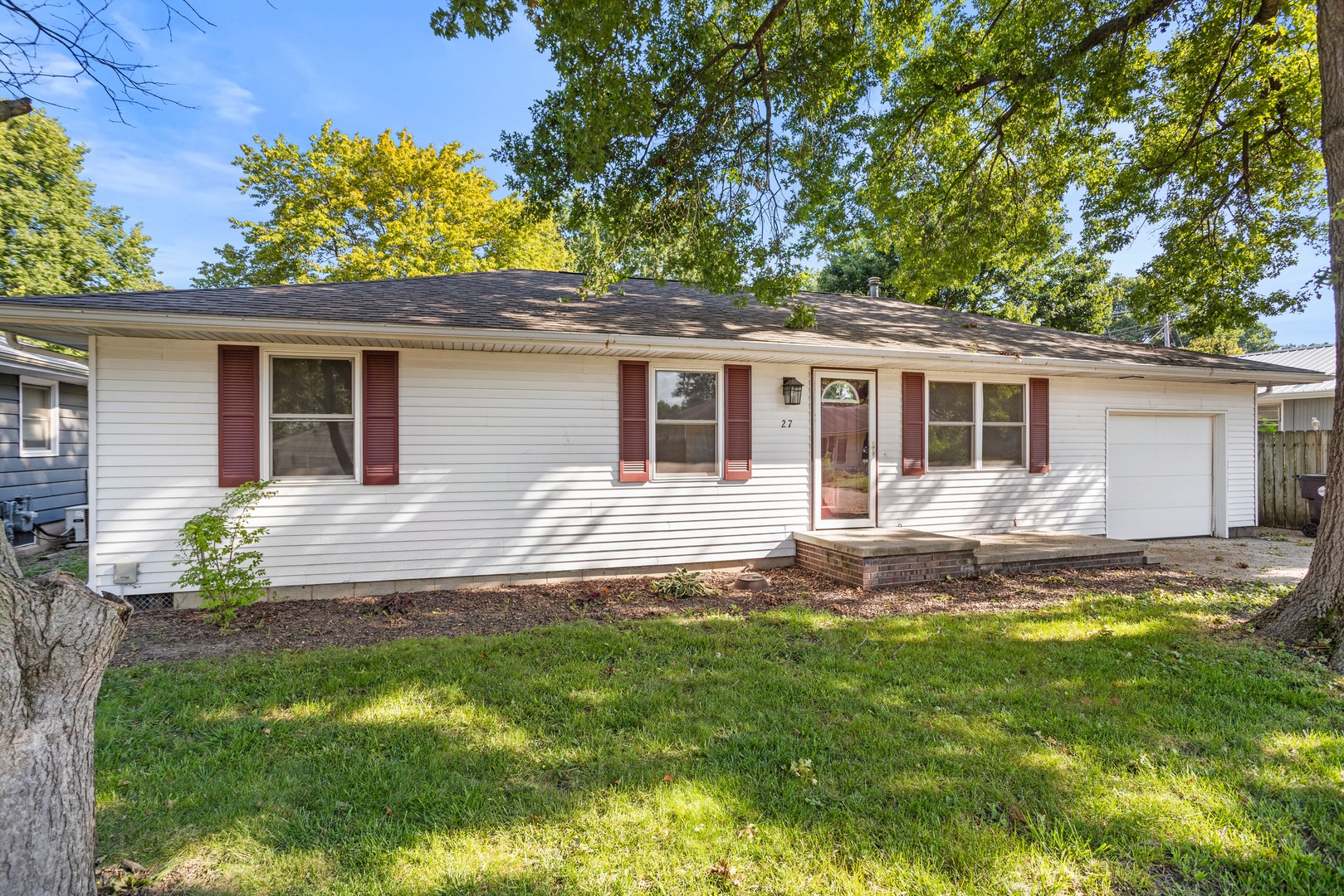 27 Elmwood Drive Property Photo 2
