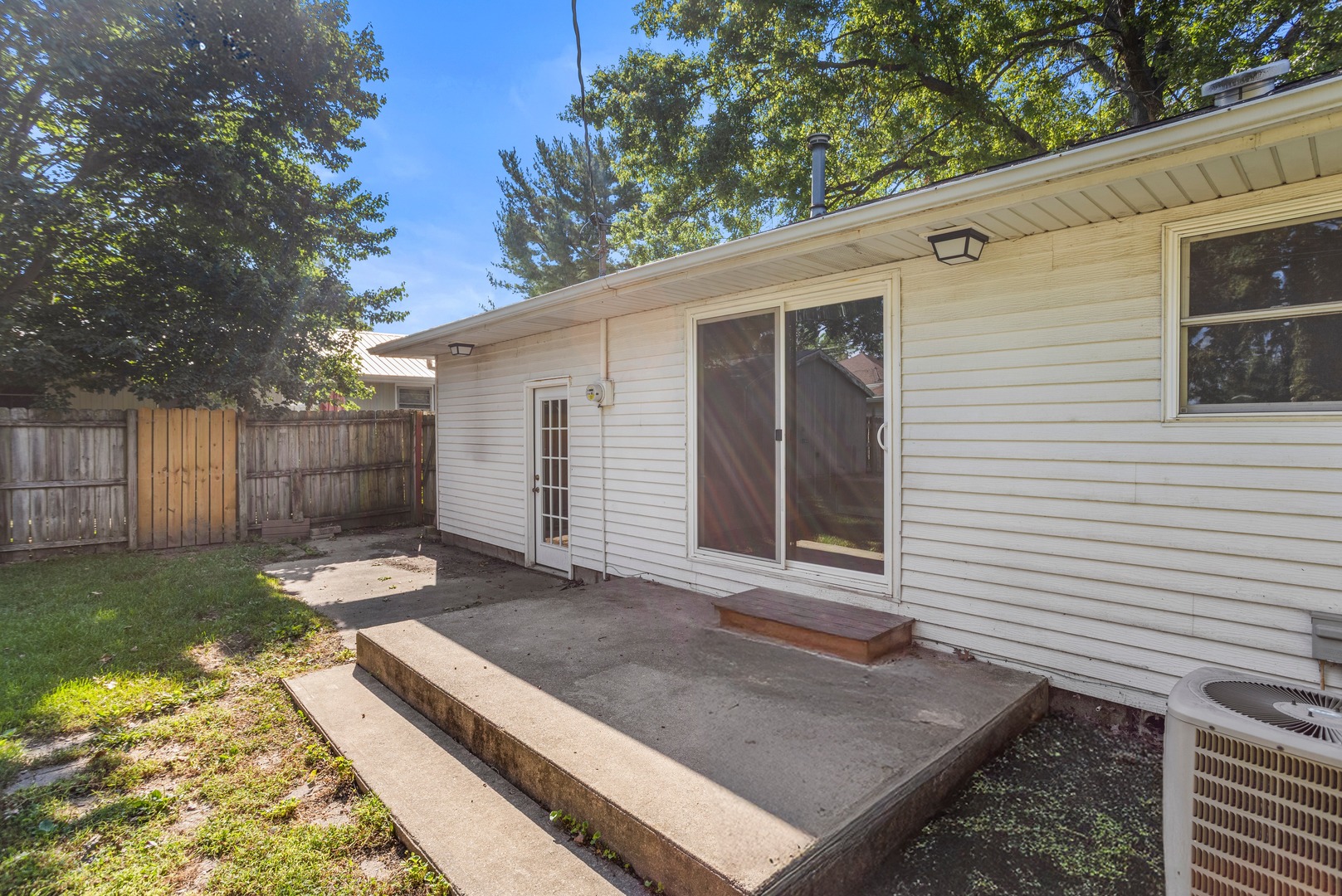 27 Elmwood Drive Property Photo 6