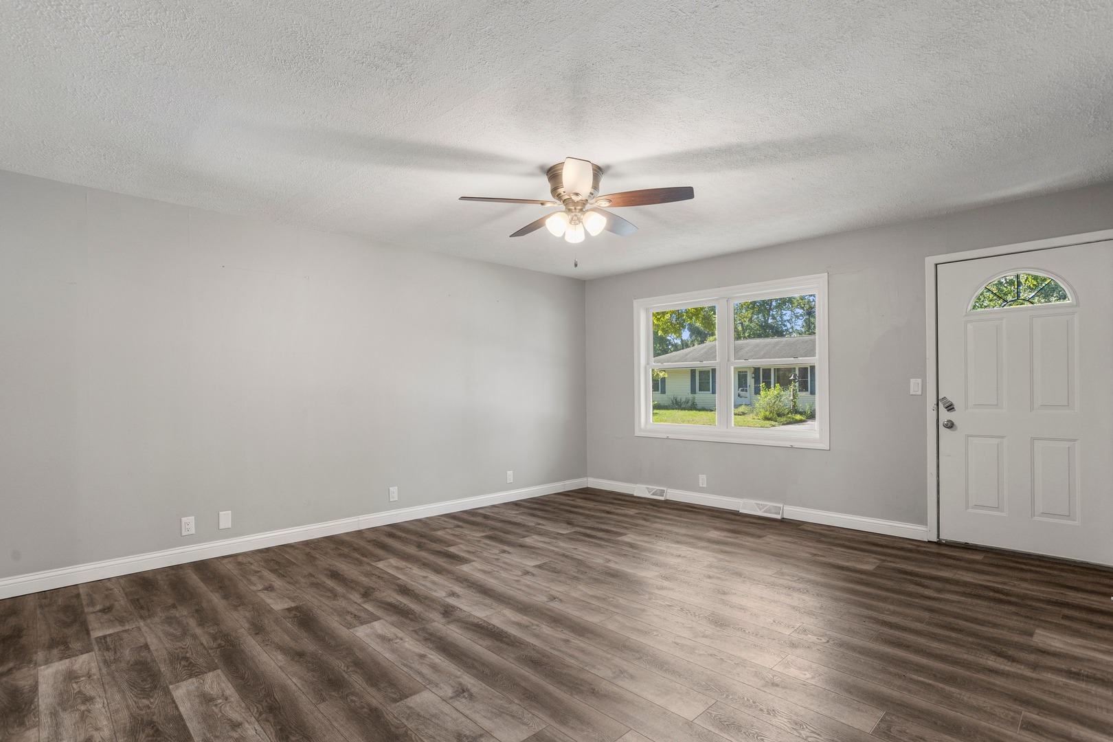 27 Elmwood Drive Property Photo 9