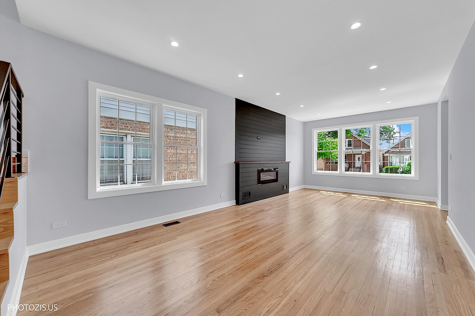3625 N Nora Avenue Property Photo 6