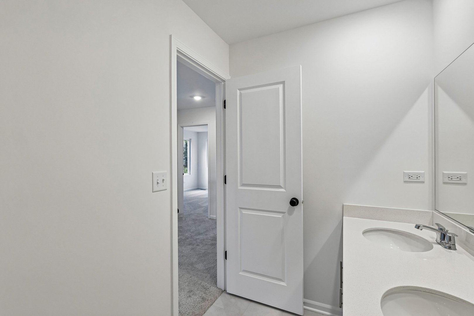 301 Avondale Lane Property Photo 10