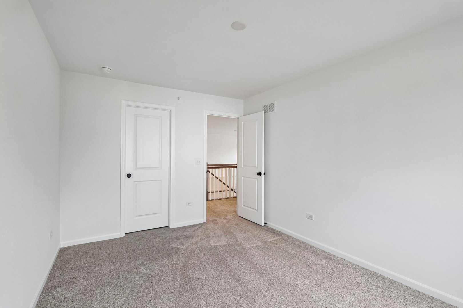 301 Avondale Lane Property Photo 12