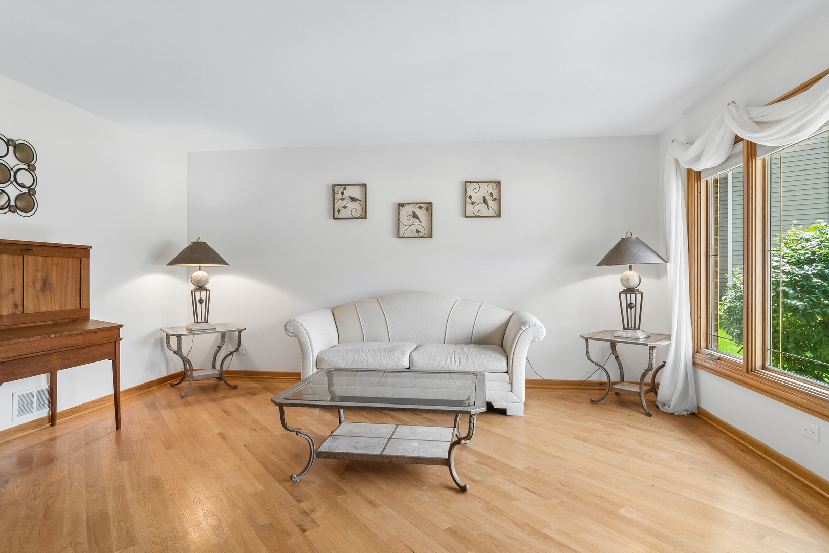 824 Kent Circle Property Photo 3