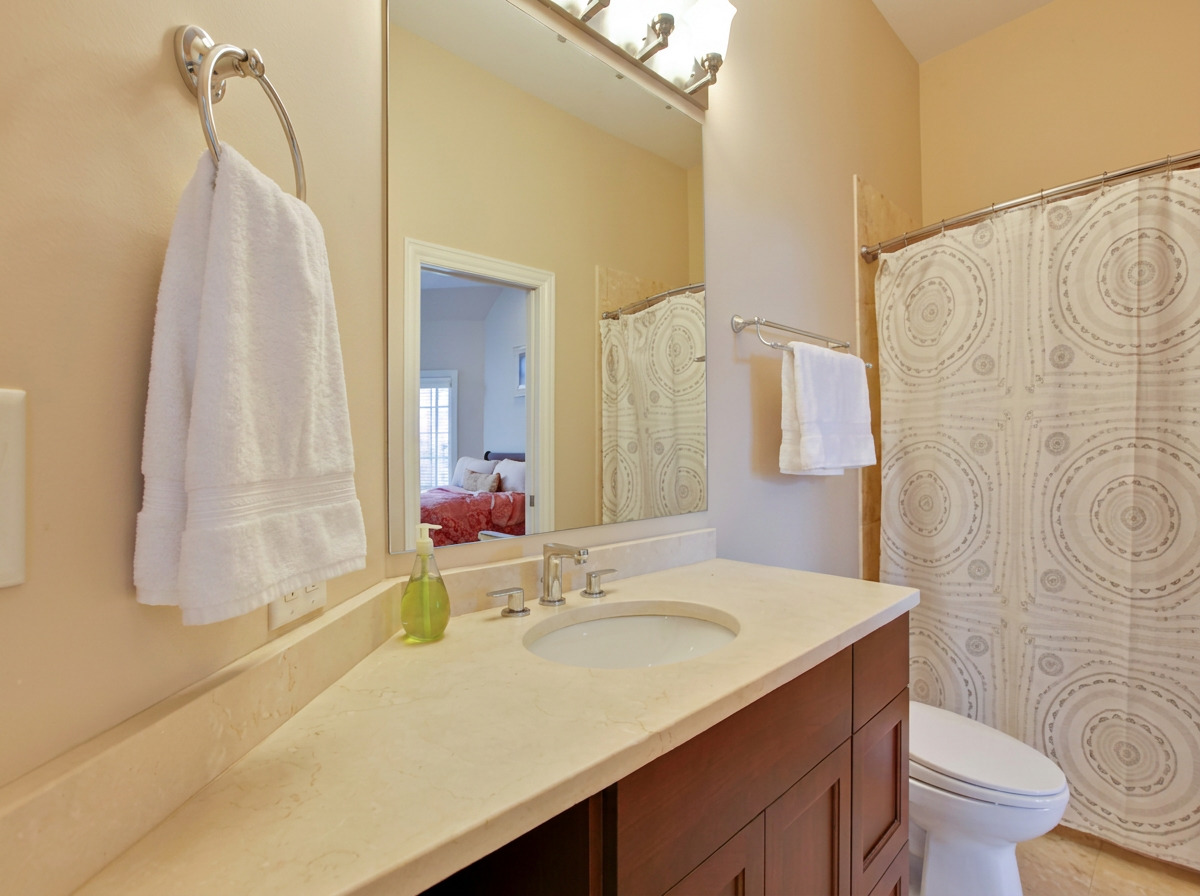 7229 Roxbury Court Property Photo 23